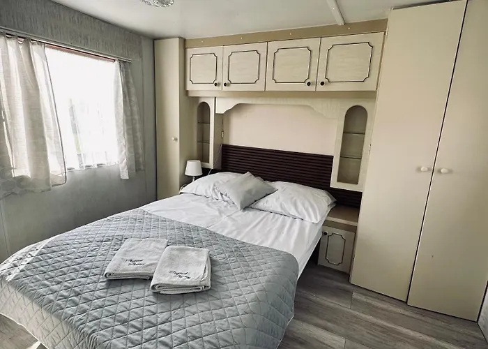 Parkowy 营地 库多瓦-兹德鲁伊